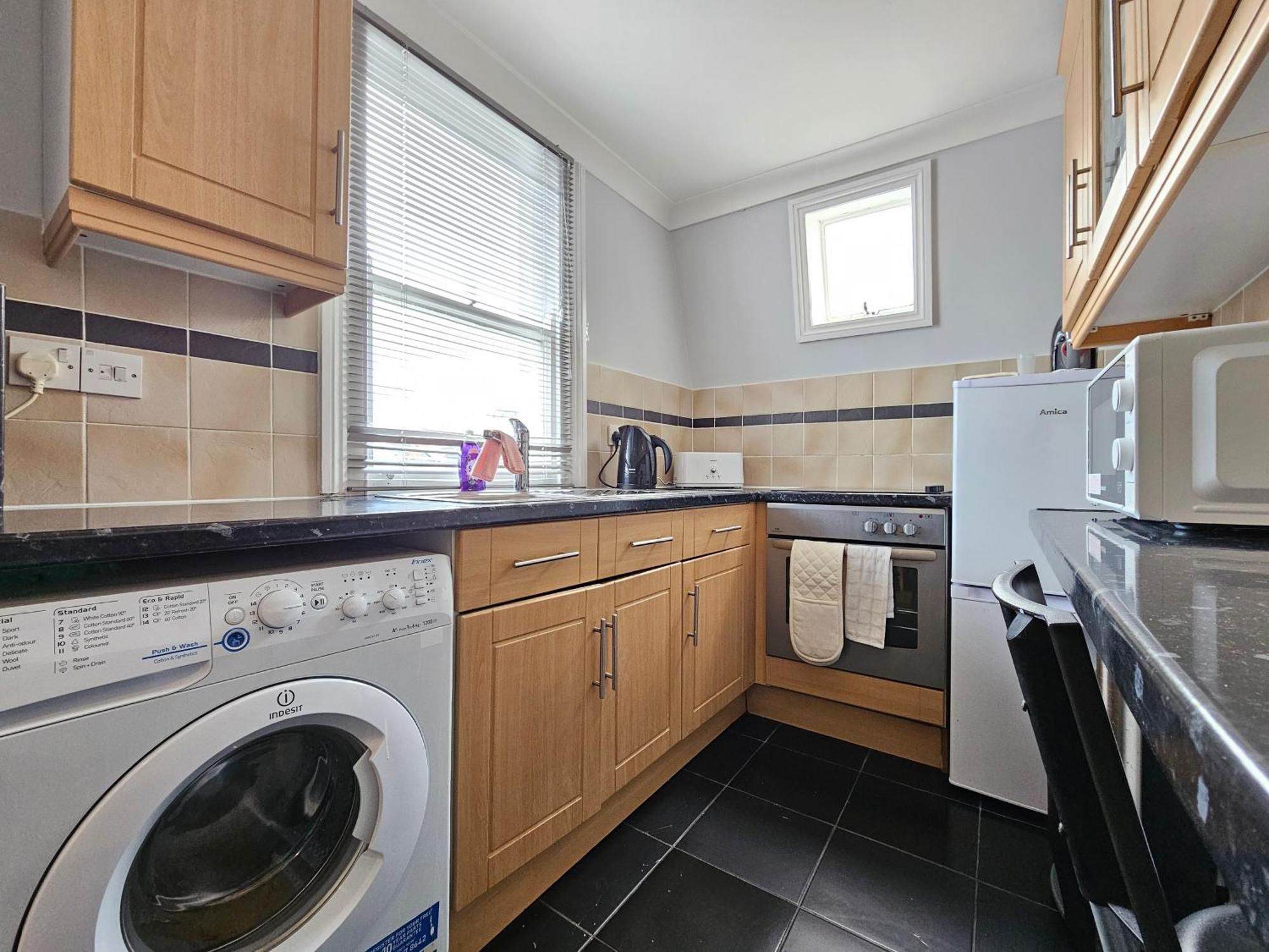 Charming 2 Bedroom Flat In Paddington 런던 외부 사진