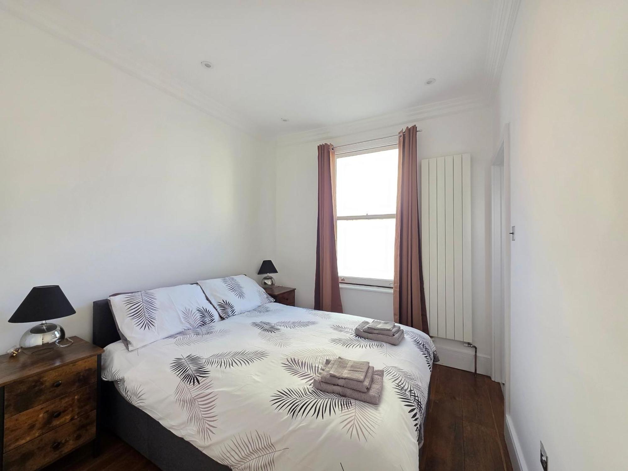 Charming 2 Bedroom Flat In Paddington 런던 외부 사진