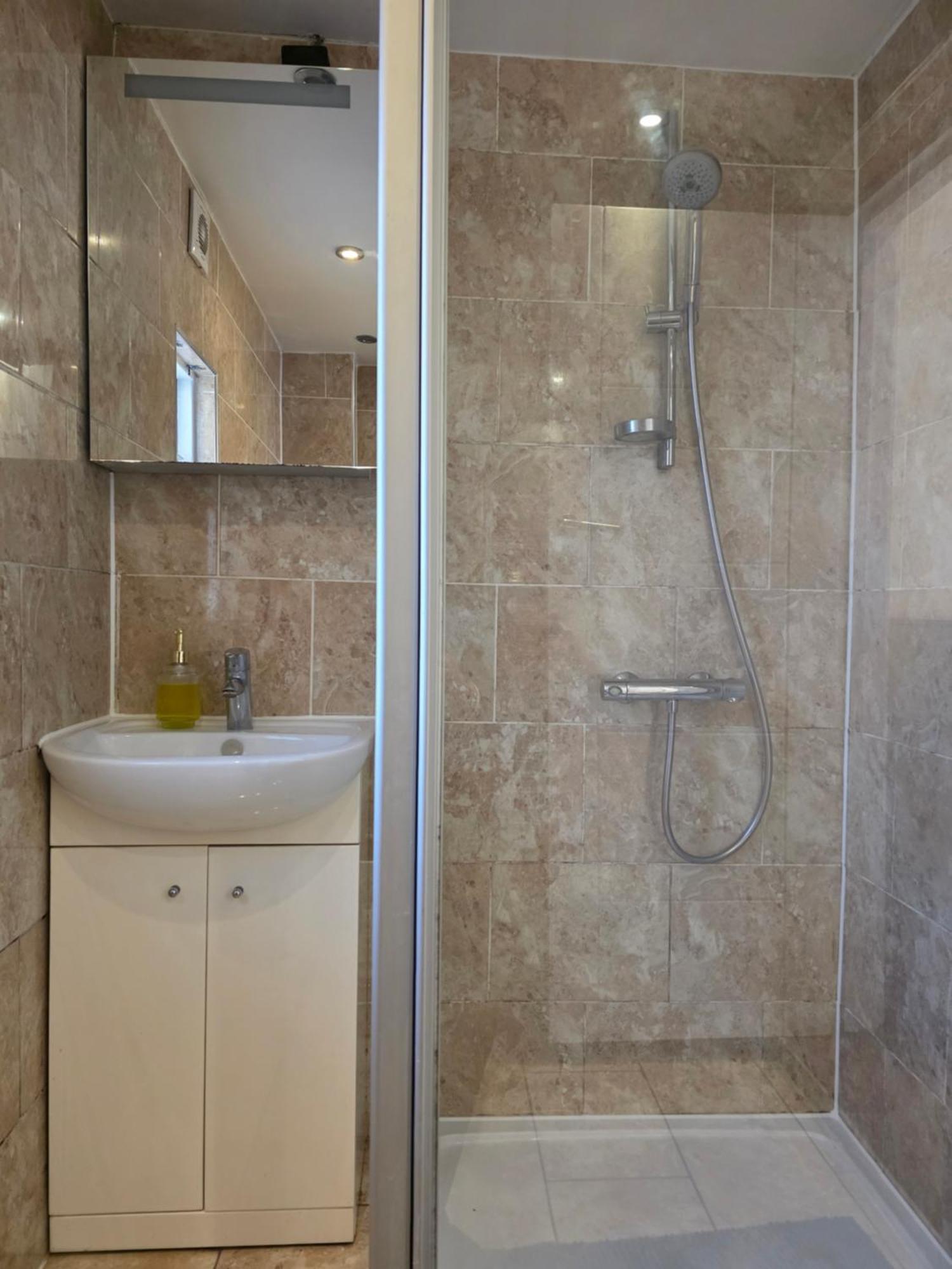 Charming 2 Bedroom Flat In Paddington 런던 외부 사진