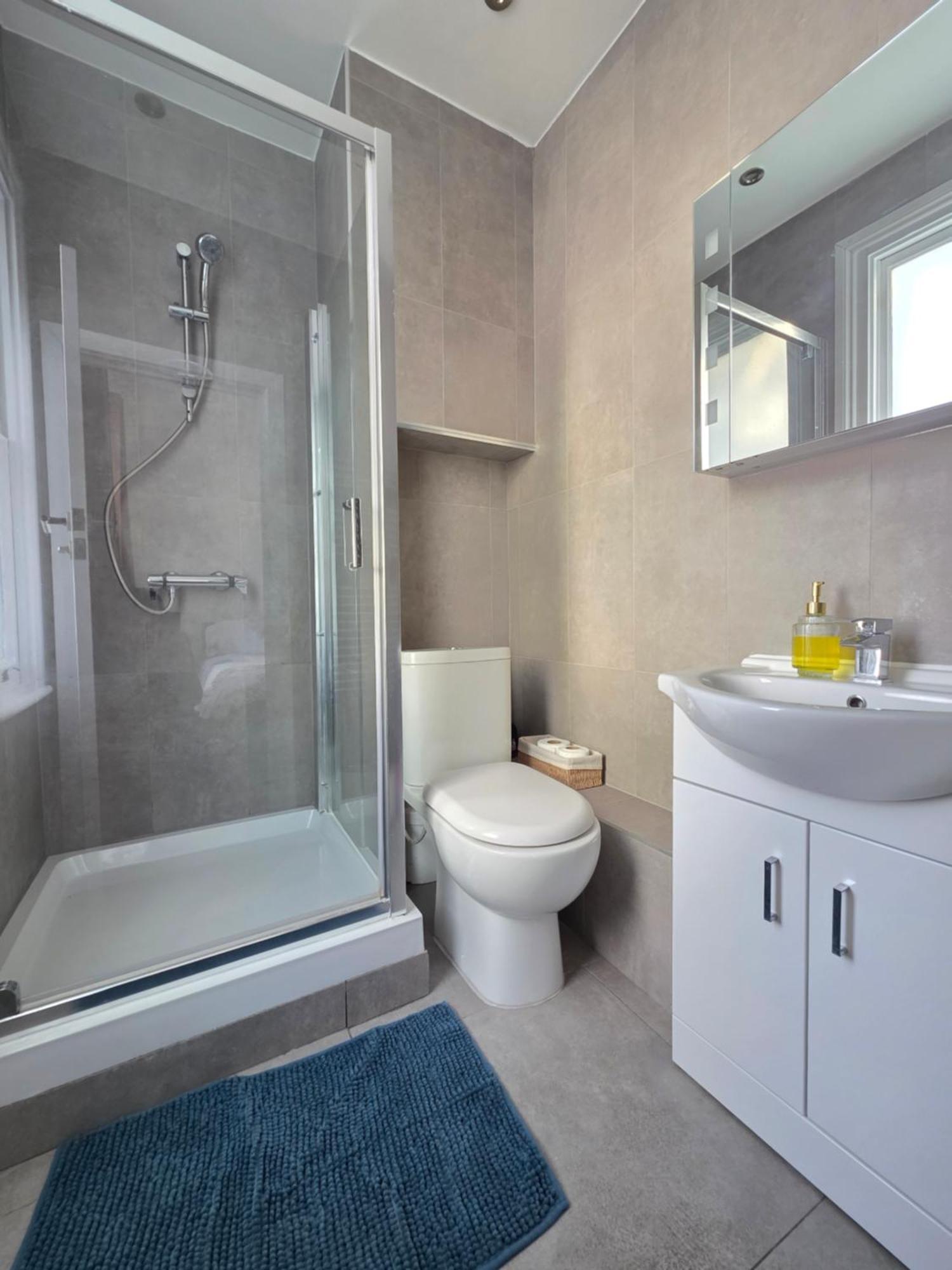 Charming 2 Bedroom Flat In Paddington 런던 외부 사진