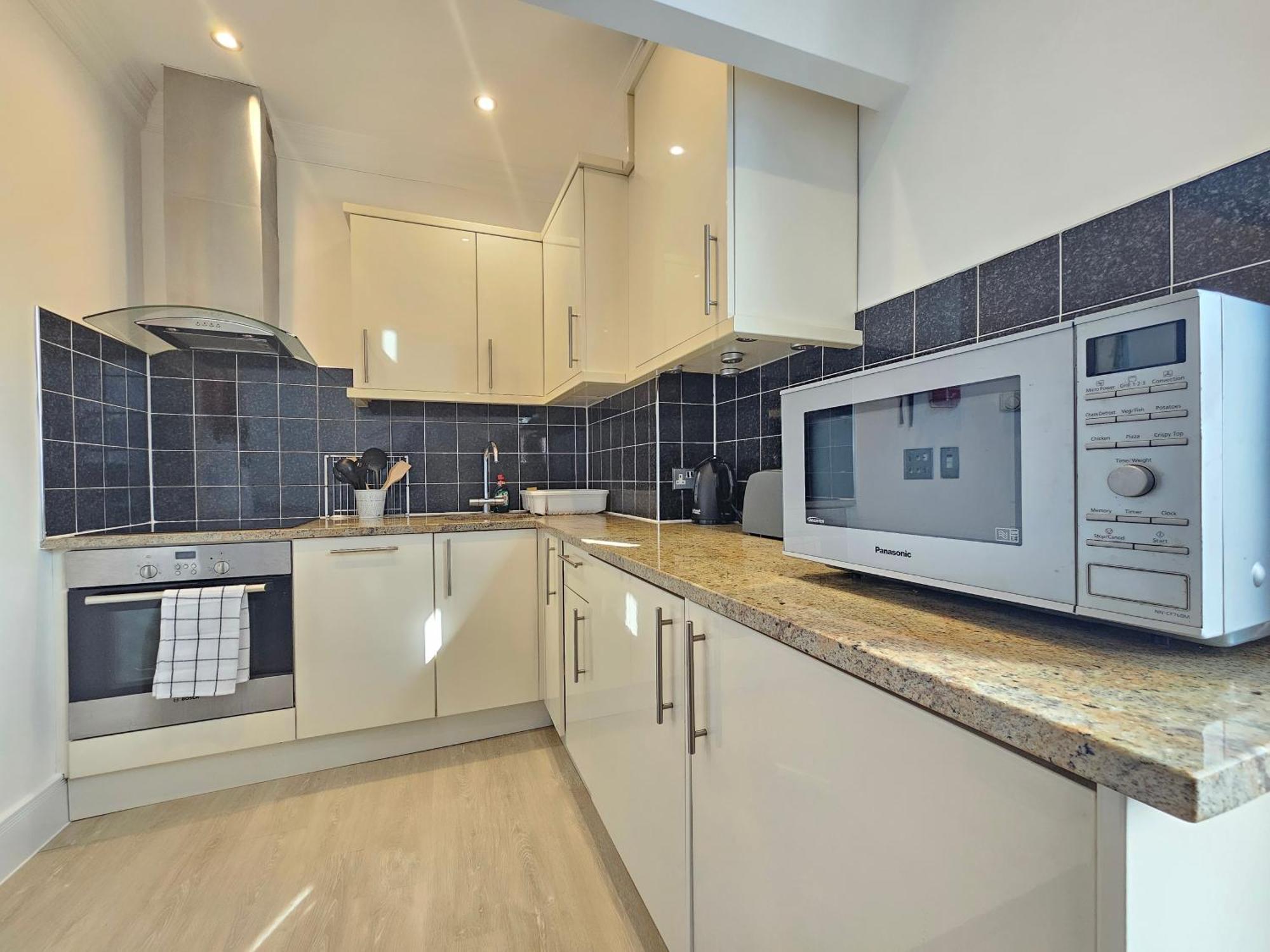 Charming 2 Bedroom Flat In Paddington 런던 외부 사진
